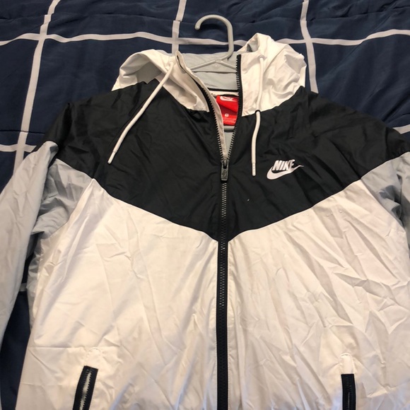 Nike Other - Nike Windbreaker
